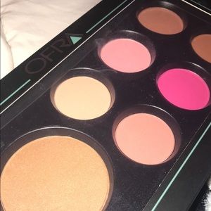 OFRA BLUSH PALETTE